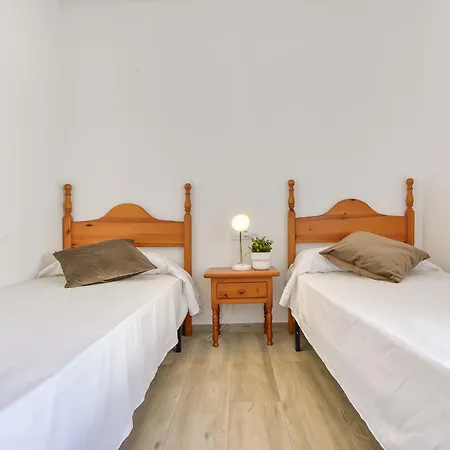 Daire Platja De Roses-3 By Interhome *