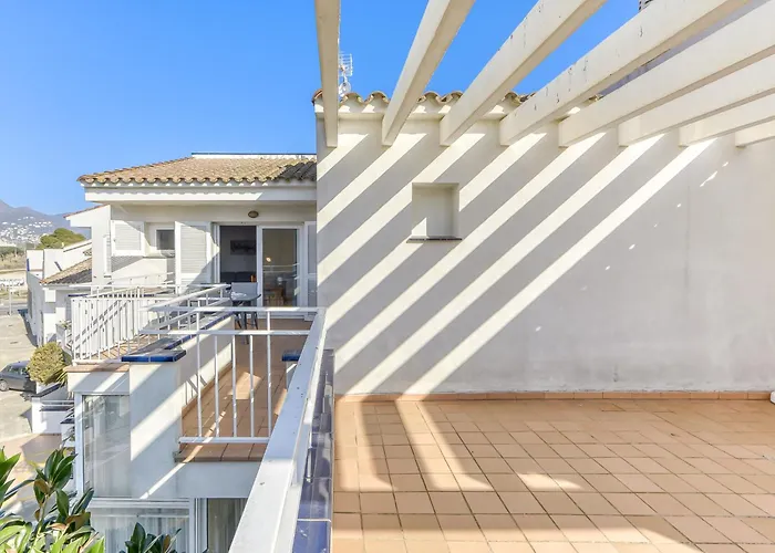 Platja De Roses-3 By Interhome شقة روساس